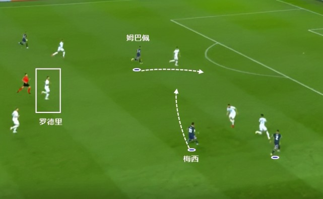  阿森纳高效反击战术擒下水晶宫